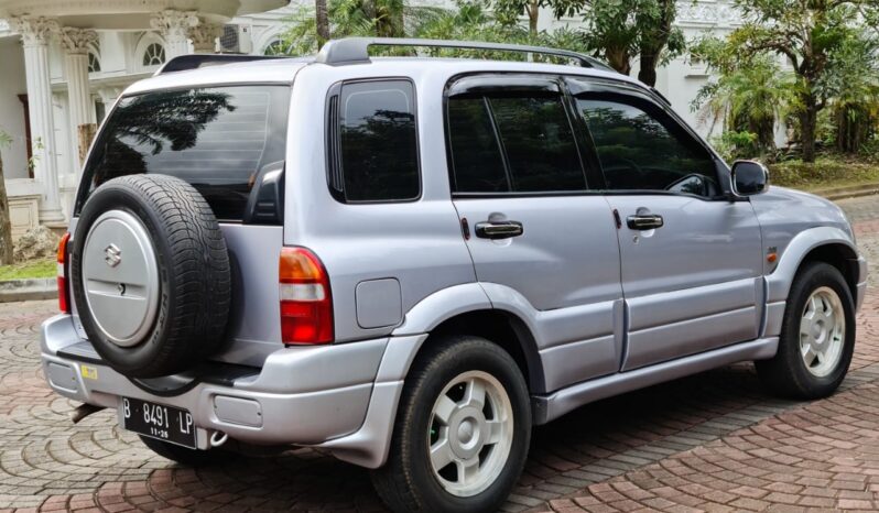 
								Suzuki Escudo 2.0 Manual 2001 full									