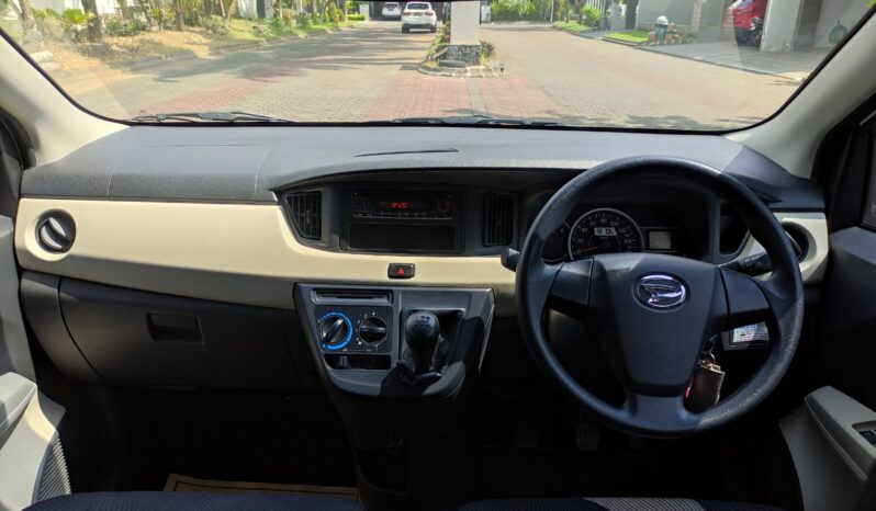
								Daihatsu Sigra 1.0M Manual 2017 full									
