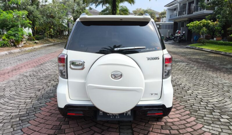 
								Daihatsu Terios TX Adventure Manual 2015 full									
