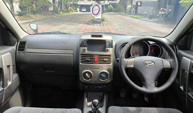 
								Daihatsu Terios TX Adventure Manual 2015 full									