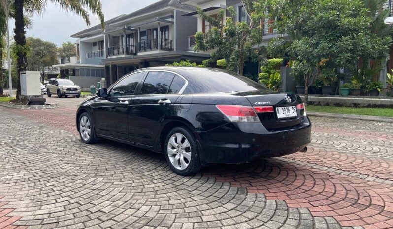 
								Honda Accord Vtil Matic 2010 full									