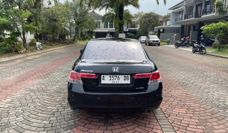 
								Honda Accord Vtil Matic 2010 full									