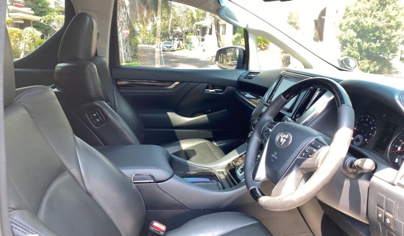 
								Toyota Vellfire 2.5 ZG CBU Tahun 2015 full									