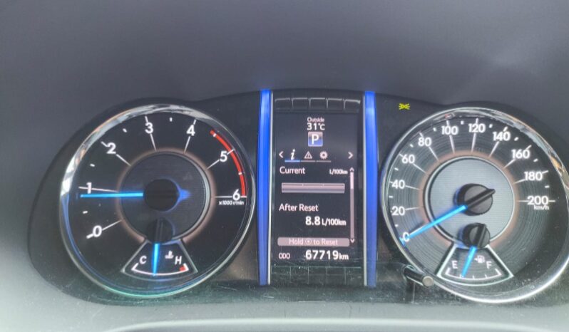 
								Toyota Fortuner VRZ 2.4 Matic 2016 full									